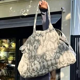 Yoga Bag, Fitness Bag, Canvas Bag, Outdoor Sports Bag, Large Capacity Portable Shoulder Bag, Alo Camouflage Bag