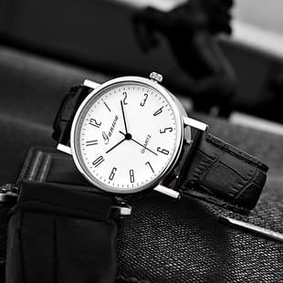 Manufacturer of Niche Quartz Watches for Men with a High-End Feel, Wholesale Decorative Men's Watches, Simple Watch with Leather Strap for Men