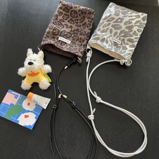 Trendy Niche Design Leopard Print Phone Bag Versatile Women's Canvas Bag Adjustable Strap Mini Crossbody Bag for Walking