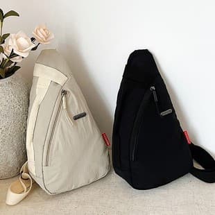 Chest Bag Men's and Women's Mobile Phone Crossbody Bag Fashionable Simple Cycling Bag Casual All-match Lightweight Sports Style Small Backpack