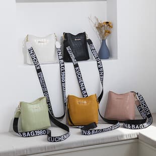 Foreign Trade Wholesale 2025 New Fashion Crocodile Pattern Crossbody Bag Printed Webbing Shoulder Strap Bucket Bag Large Capacity Women's Bag