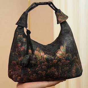 Xiangyunsha Crescent Bag for Middle-Aged Moms, Crossbody Bag, Chinese Style Retro Drawstring Versatile Decorative Handbag for Women