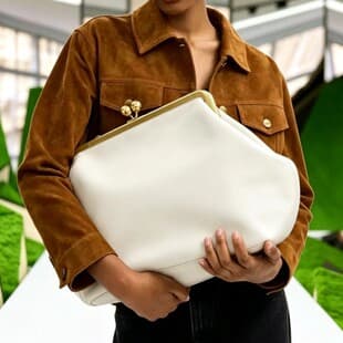 2026 Autumn and Winter New Niche Design Clip Bag Casual Versatile Large Capacity Handbag Trendy Shoulder Bag for Women