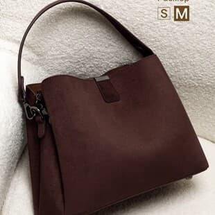 Bag2026 New Large-Capacity Bucket Bag for Women, Niche Simple Versatile Handbag, Shoulder Crossbody Bag