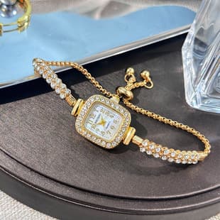 Cross-border foreign trade new small square watch digital quartz watch niche high sense diamond light luxury ladies bracelet watch wholesale