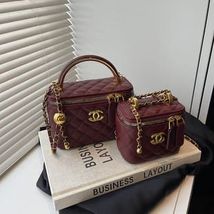2026 Spring New Style Rhombus Embroidery Chain Women's Bag Fashionable Commuter Shoulder Square Bag Crossbody Bag