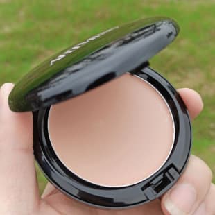 Wei Meixiu Foundation Cream Concealer Waterproof, Lasting Moisturizing, No Card, No Makeup, No Water Feeling, No Traceless 130#140#