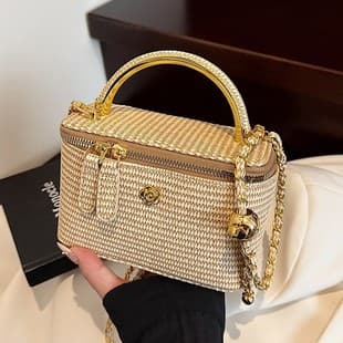 Yuezi Retro Small Square Handbag 2025 New Cross-Border Chanel-Style Quilted Chain Shoulder Versatile Crossbody Bag
