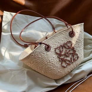 French-Style Straw Basket Bag 2026 New Woven Bag Niche Tote Bag Large Capacity Vacation Style Beach Bag