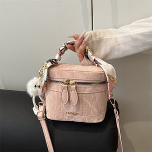 Cross-Border Korean Version Versatile Box Bag New 2025 Trendy Women's Handbag Textured Crossbody Small Square Bag