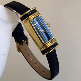 Ankora Red Leather Strap Women's Watch, Macaron Color, Long Oval Shape, Fashionable Three-Dimensional Small Gold Bar Watch, Women's Quartz Watch