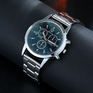 Steel Band Men's Watch Quartz Watch Three-Eye Six-Hand Fashion Alloy Men's Watch Manufacturer Supplies Trendy Men's Watches