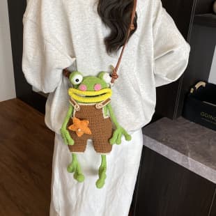 New Handmade Crocheted Big-Mouthed Frog Crossbody Bag 2025 Casual Versatile Mobile Phone Bag Overalls Ugly Cute Shoulder Bag