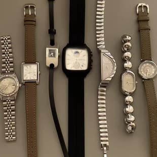 2026 New Trendy Women's Watches in Gray Tones, Diamond-Encrusted, High-End, Niche, Exquisite, Fashionable Ladies' Wristwatches