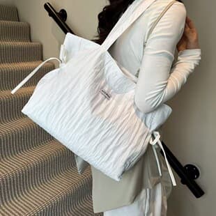 Cross-Border Women's Bag 2025 New Style Simple and Fashionable Large-Capacity Nylon Pleated Shoulder Bag Student Tote Bag Crossbody