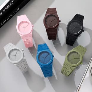 2025 Men's Wristwatch Plastic Men's Quartz Watch Women's Watch Manufacturer Wholesale Light Luxury Niche Cross-Border