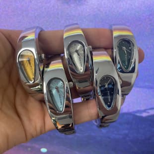 Millennial Vintage Y2K Water Drop Watch, Trendy Niche Style for Men and Women, Hip-Hop High Aesthetic Waterproof Wristwatch