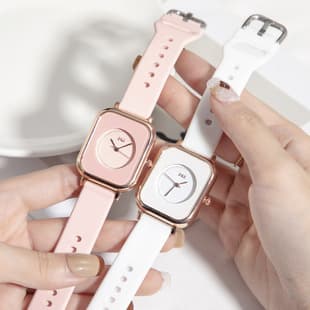 Dopamine Watch Girls High Sense Casual Decorative Fresh Women's Watch Retro Student Mute Test Watch