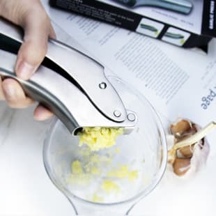 Thickened 304 Stainless Steel Garlic Press Manual Large Garlic Mashing Garlic Peeler Garlic Peeler Kitchen Gadget Garlic Pull